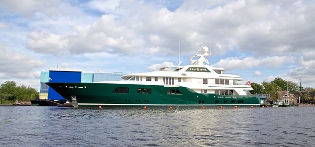 Feadship Sea Owl leaving the shed - 1