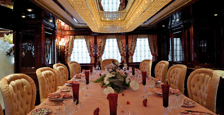 CRN Romance dining room