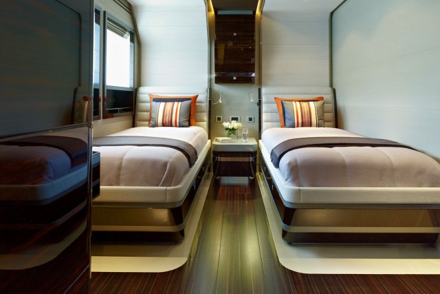 Heesen-Lady-Petra-twin