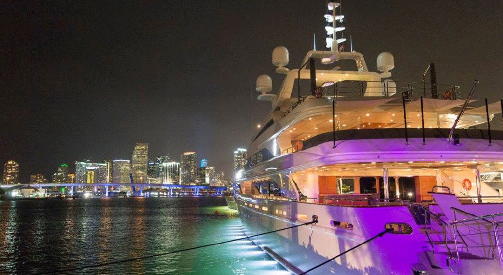 Island Gardens superyacht-friendly