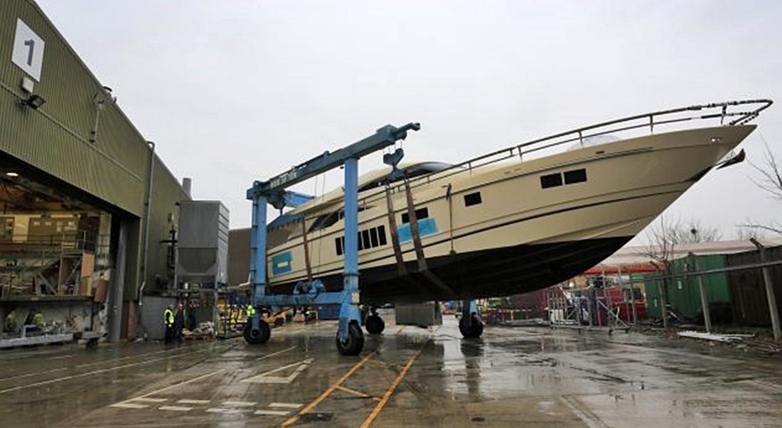 Fairline Squadron 78 last hull megayacht