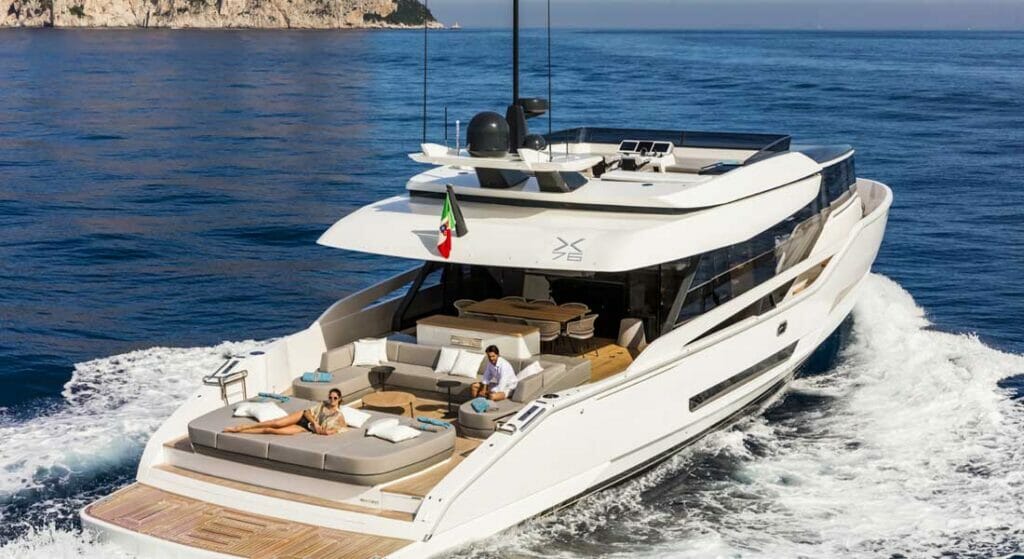 the X76 Loft is a crossover megayacht model from Extra Yachts