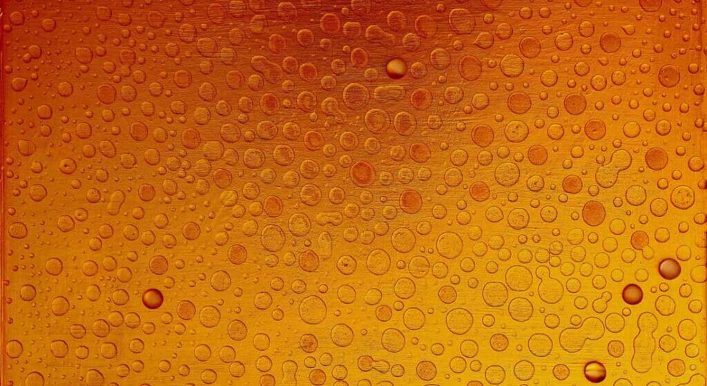 Carol Bruton creates sculptures like Raindrops for superyachts