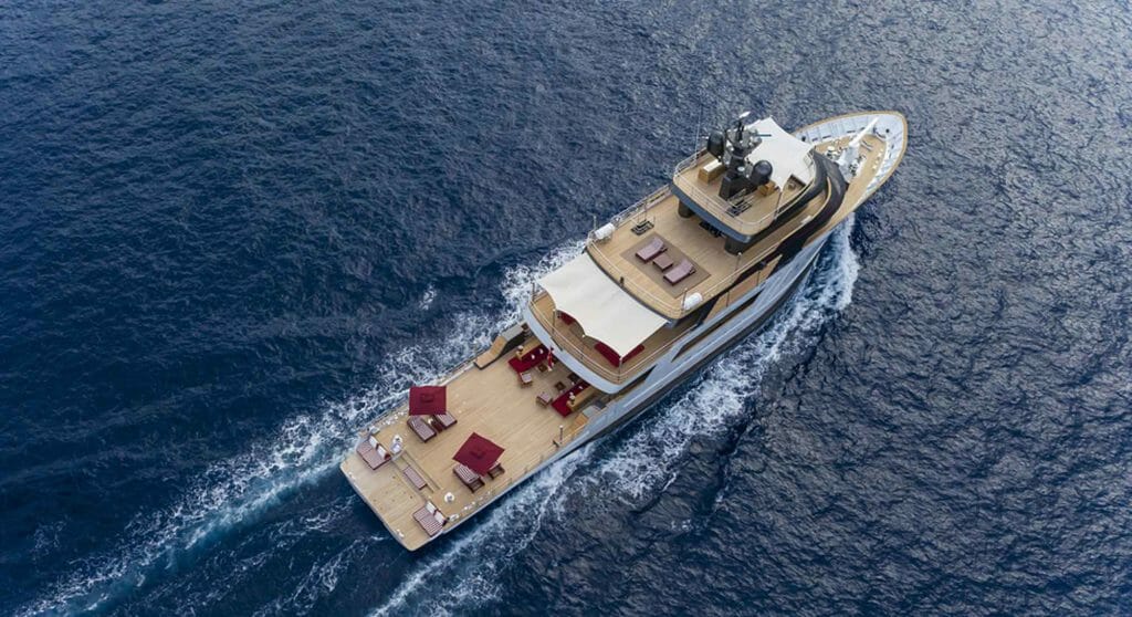 Lusben refitted the megayacht Masquenada