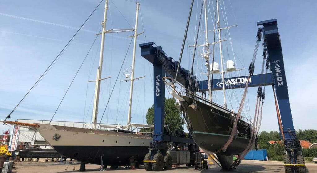 Amsterdam Yacht Builders is refitting the superyacht Gio