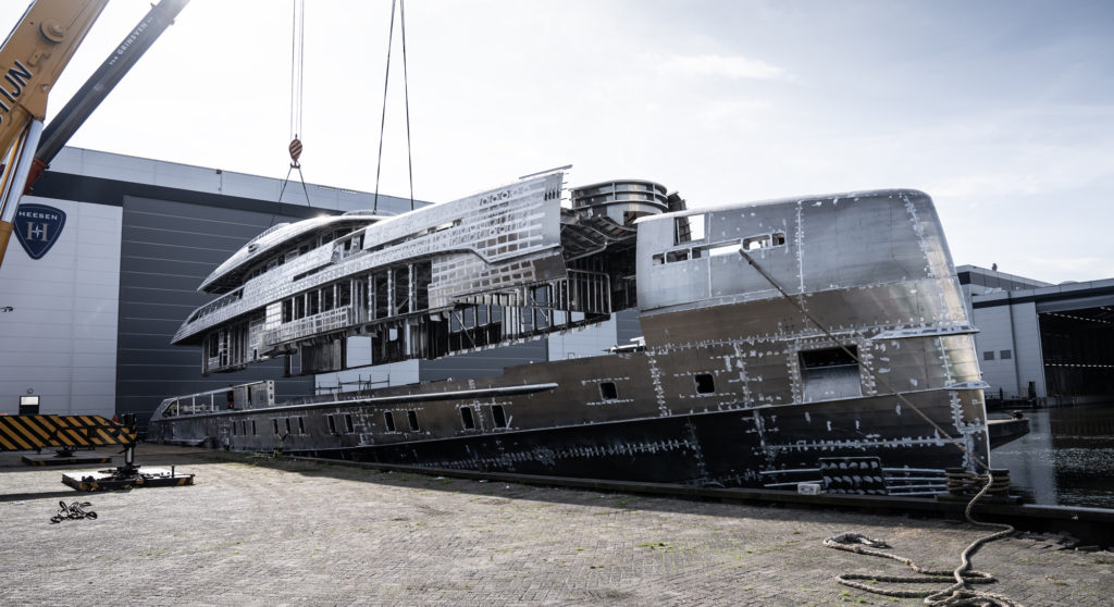 the Heesen yacht Project Orion hull and superstructure joining