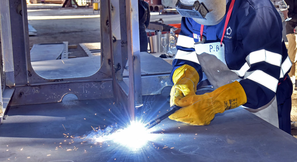 the keel laying for the yacht Hanaa