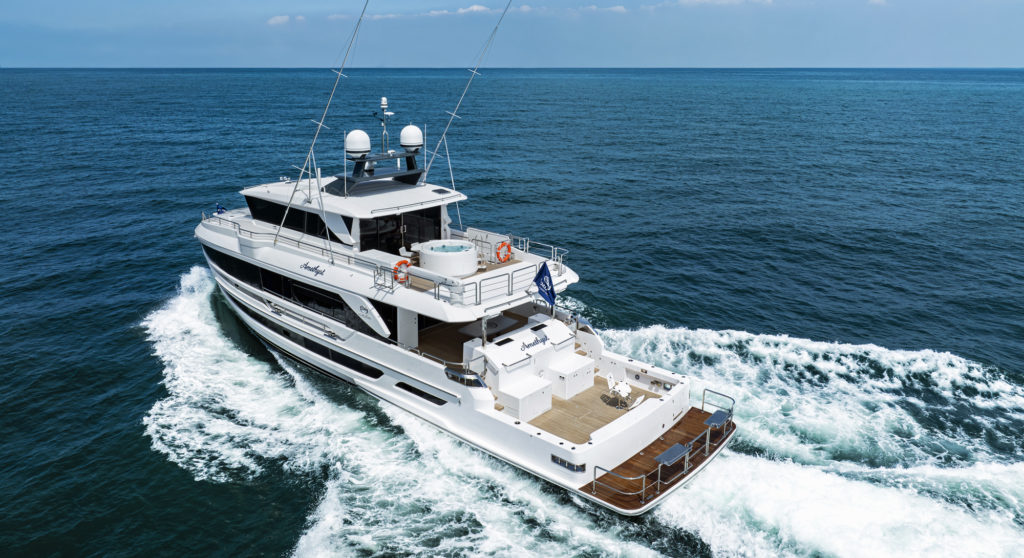 Horizon FD80 yacht Amethyst