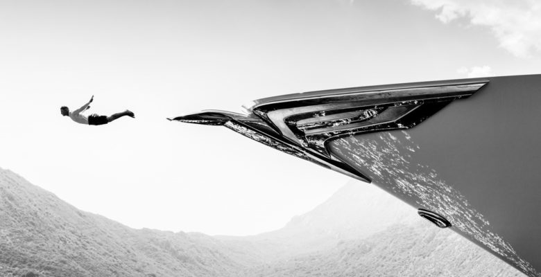 Guillaume Plisson Tribute to Yachting exhibition