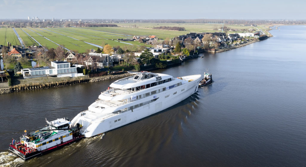 Feadship yacht Project 829