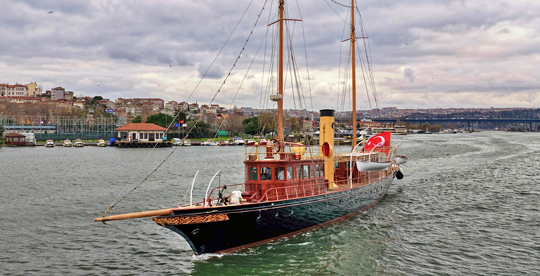restoration of the yacht Cangarda