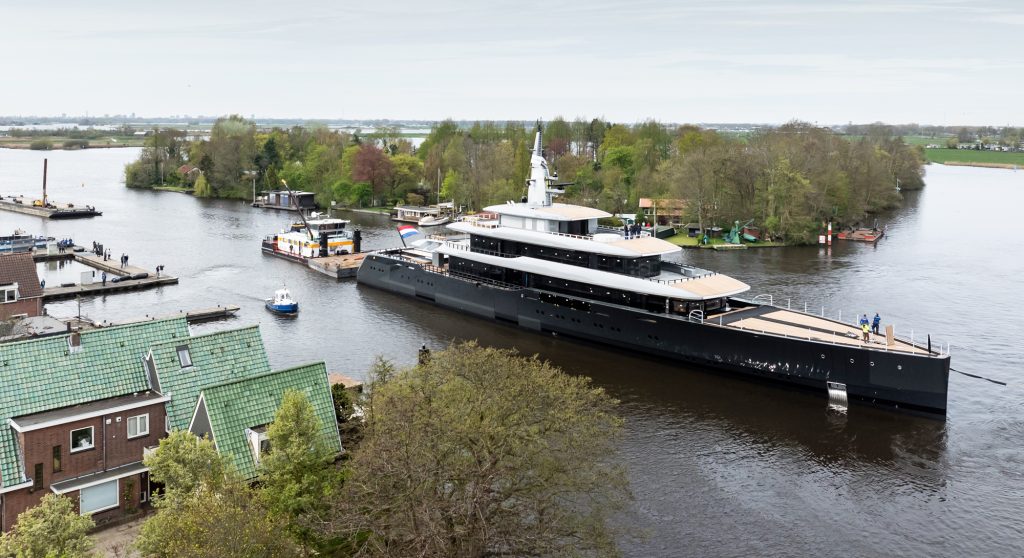 Feadship yacht Project 826 launch