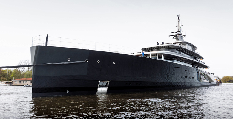 Feadship yacht Project 826 launch