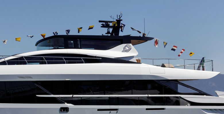 Mangusta GranSport 34 yacht hull 1 logo