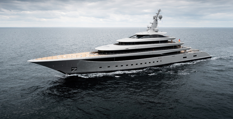Lurssen yacht Nixie