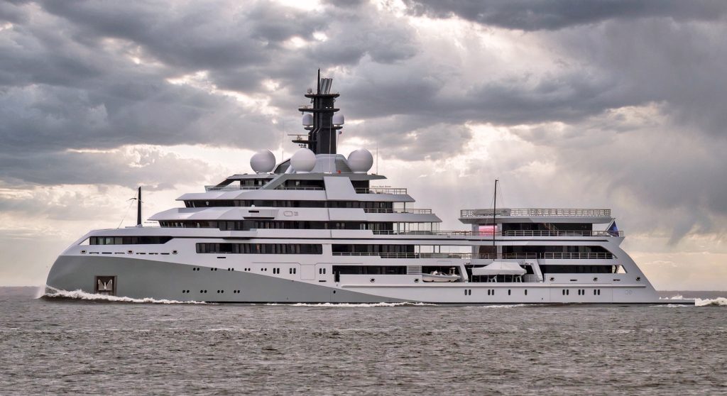 Lurssen yacht O3