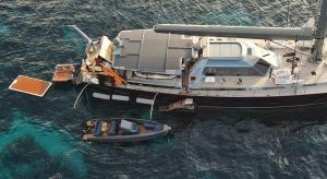 M5 with Iron Boats tender