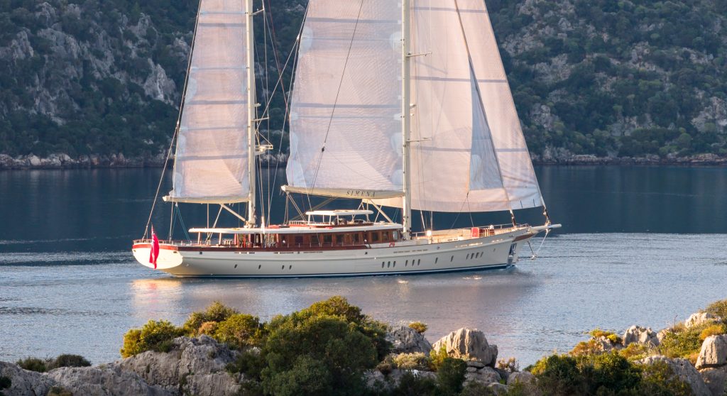 ketch yacht Simena