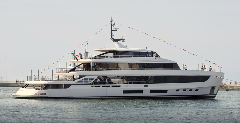 Azimut Grande 44M yacht launch