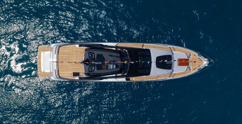 Riva 96 Argo Super yacht