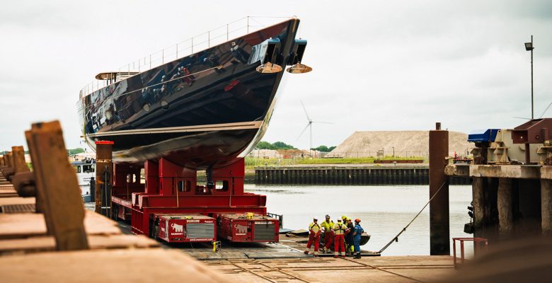Vitters yacht Zero transport