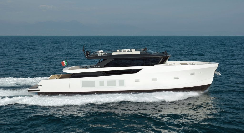 Bluegame BGX83 yacht