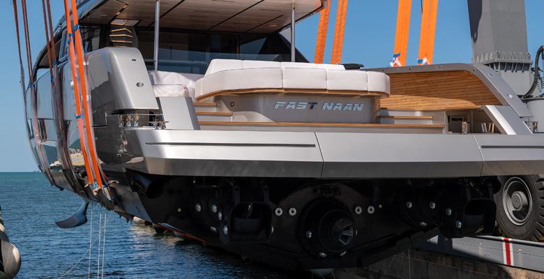 yacht Fast Naan launch