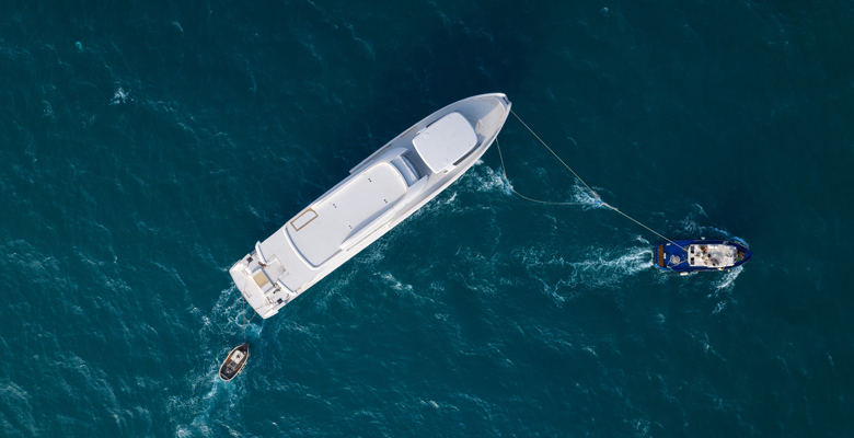 Maiora 42 Exuma yacht hull transfer