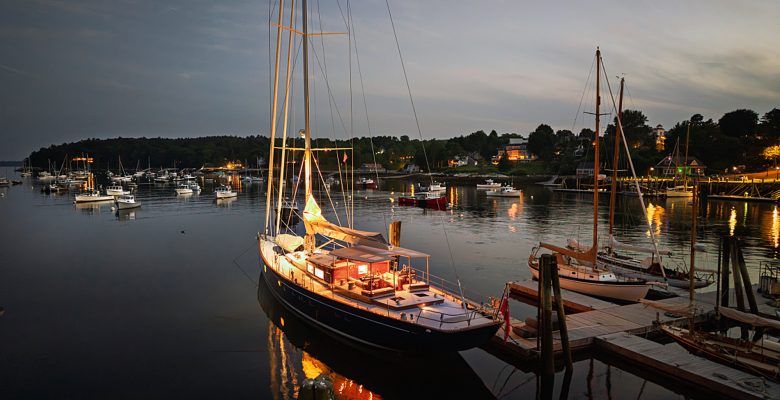 sailing yacht Ouzel in Maine