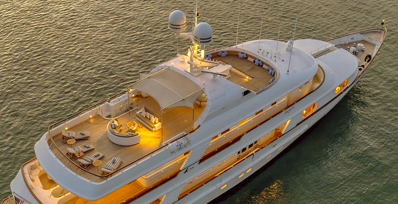 charter yacht Azul V