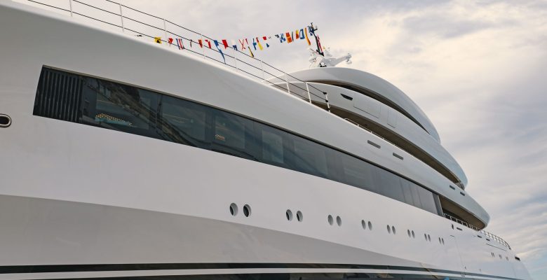 yacht Belita launch