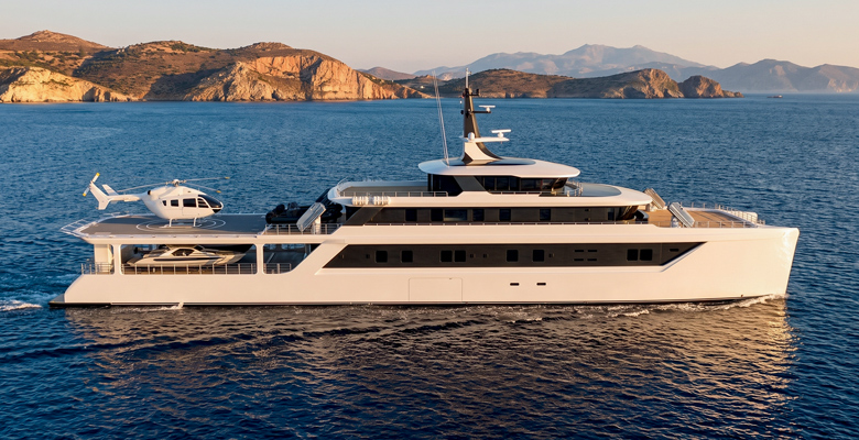 ShadowCat Foundation Series yacht Basecamp