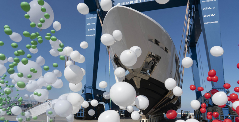 Custom Line Saetta 128 yacht launch