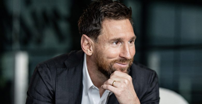 Lionel Messi - Sunreef Ultima 88 yacht