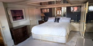 yacht Big Bad John master